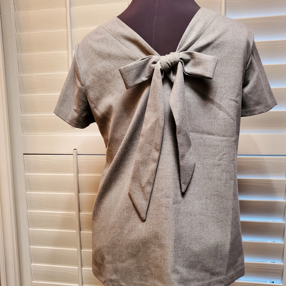 Banana Republic bow blouse on Grey size M